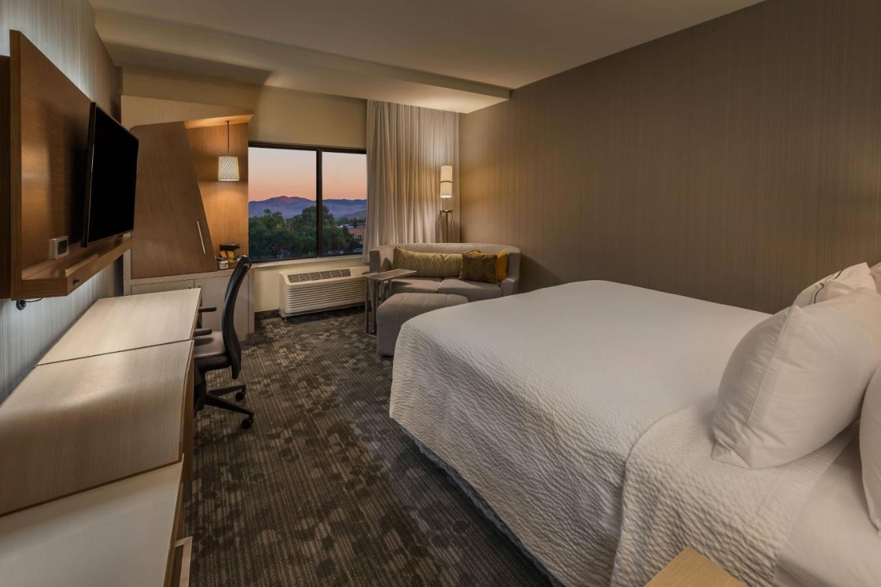 Courtyard By Marriott Reno Downtown/Riverfront Zewnętrze zdjęcie