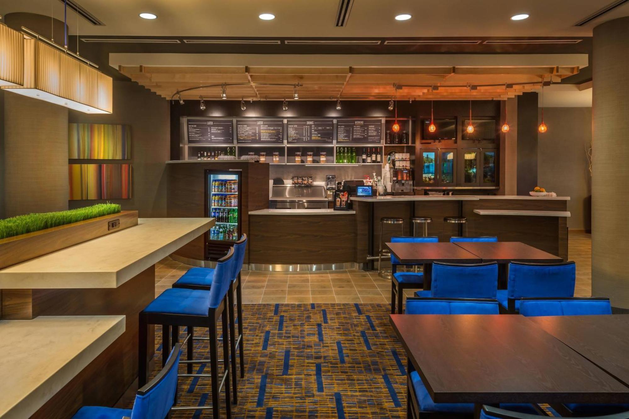 Courtyard By Marriott Reno Downtown/Riverfront Zewnętrze zdjęcie