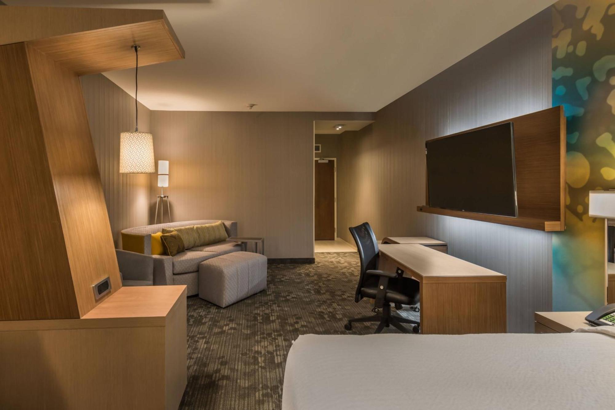 Courtyard By Marriott Reno Downtown/Riverfront Zewnętrze zdjęcie