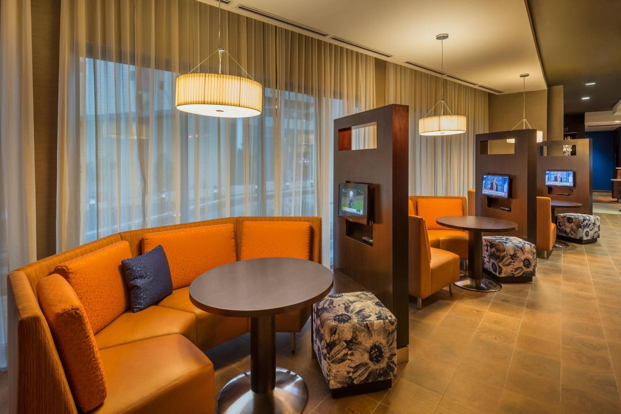 Courtyard By Marriott Reno Downtown/Riverfront Zewnętrze zdjęcie